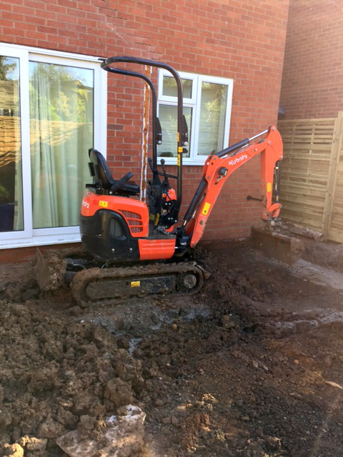 Duffy Mini Digger for hire